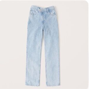 Abercrombie and Fitch, the Dad high-rise jeans